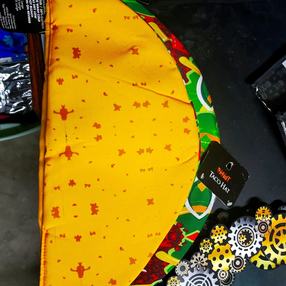 Let's taco-about this hat